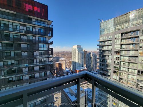 2908-39 Roehampton Ave, Toronto, ON, M4P0G1 | Card Image