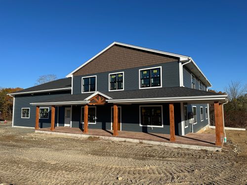 3 Commerce Cir, Jewett City, CT, 06351 | Card Image