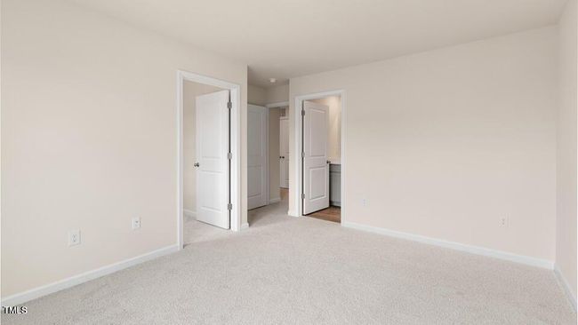 Altamont Bedroom 11 | Image 15