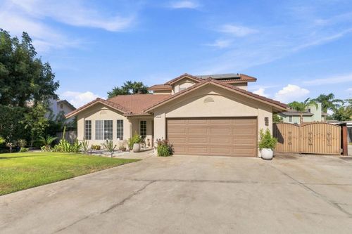 2670 Bliss Avenue, Clovis, CA, 93611 | Card Image
