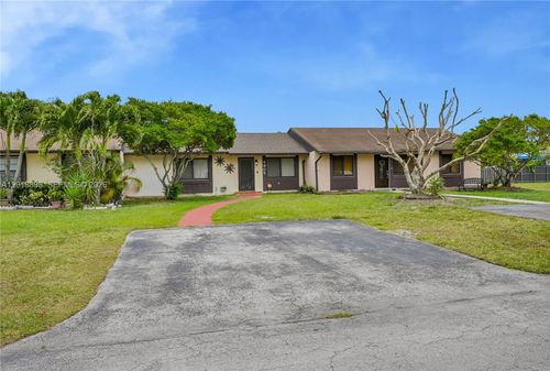 4909 Sw 135th Ct, Miami, FL, 33175 | Card Image