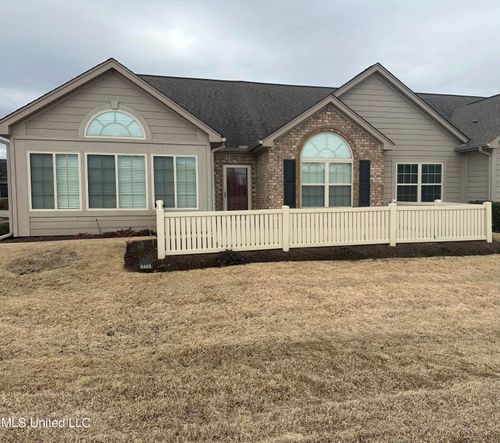 8668 Parkview Oaks Cir, Olive Branch, MS, 38654-6710 | Card Image