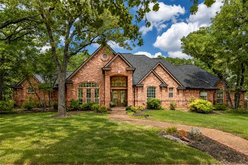 2930 Burney Ln, Southlake, TX, 76092-2704 | Card Image