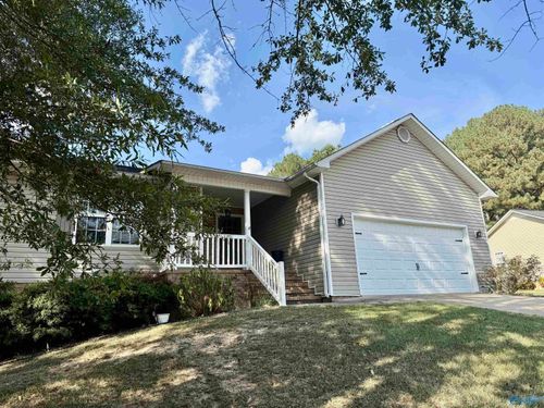 70 Covington Ridge Dr, Jacksonville, AL, 36265-7809 | Card Image