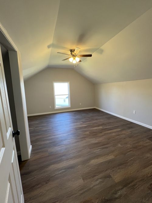 666 Brattontown Cir, Lafayette, TN, 37083-2656 | Card Image