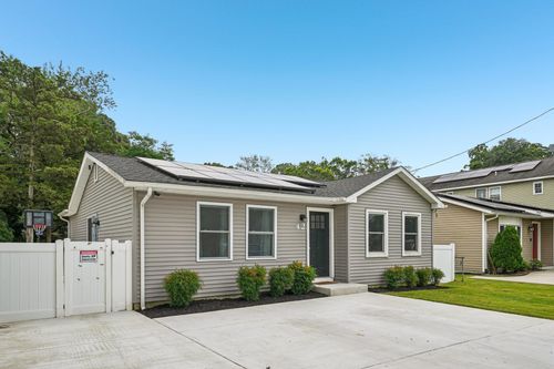 42 Franklin Ave, Villas, NJ, 08251-2407 | Card Image