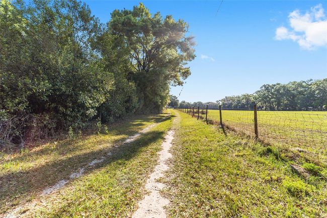 9951 30 Th Ct, House other with 3 bedrooms, 2 bathrooms and null parking in ANTHONY FL | Image 5