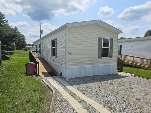 10a-200 Valley Ln, Ten Mile, TN, 37880-5057 | Card Image