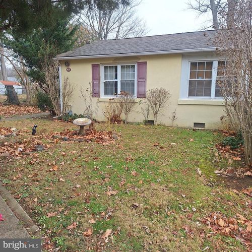 413 Trenton Ct, WALLINGFORD, PA, 19086-7027 | Card Image