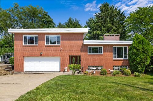 1145 Edward Dr, Baldwin Boro, PA, 15227 | Card Image