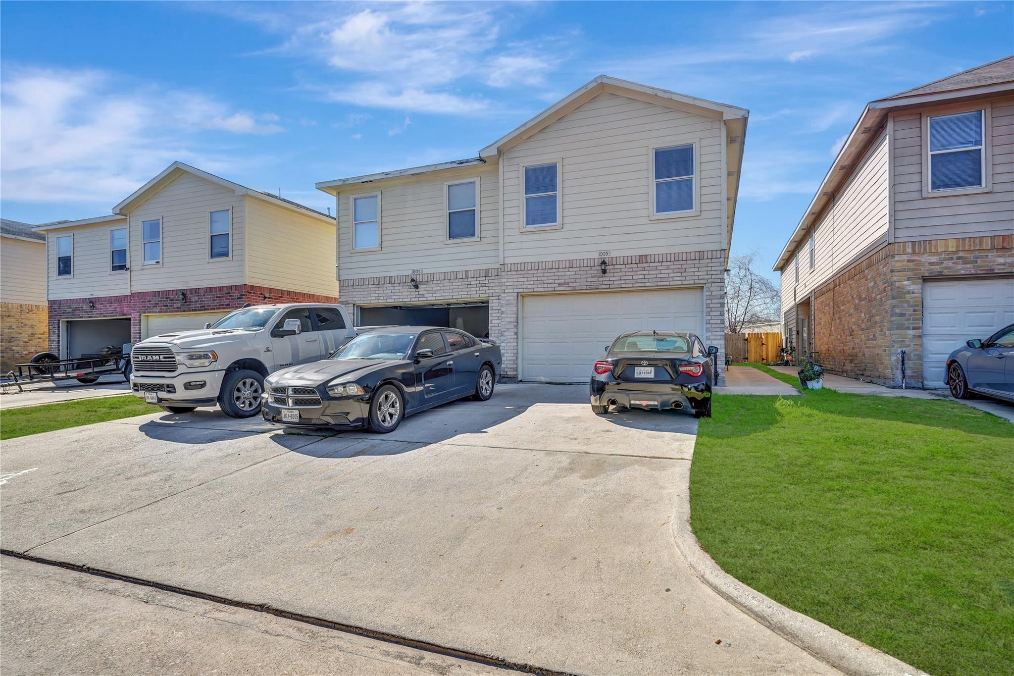 Residential Income in Houston