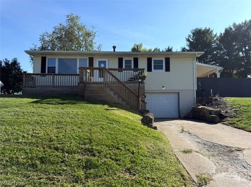 1813 Walnut St, Coshocton, OH, 43812-2288 | Card Image
