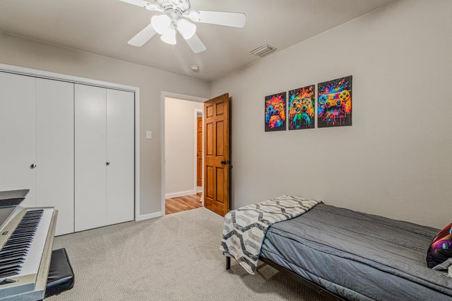 2012 Island Cir, House other with 4 bedrooms, 2 bathrooms and null parking in Tool TX | Image 18