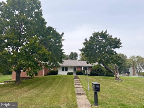 2710 Academy Dr, WESTMINSTER, MD, 21157-6602 | Card Image