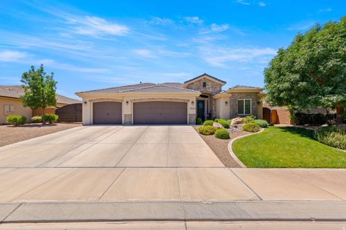 3042 E 3230 S, St George, UT, 84790-4107 | Card Image