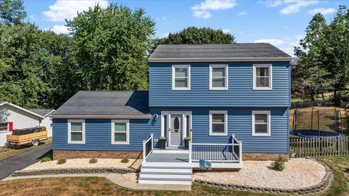 405 Ziegler Ct, Zelienople, PA, 16063-9717 | Card Image