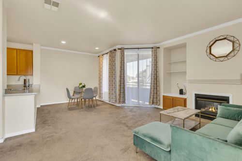 unit-12-5201 Laguna Oaks Dr, Elk Grove, CA, 95758-7317 | Card Image
