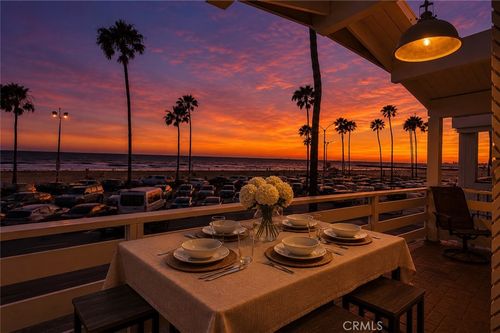 2212 W Oceanfront, Newport Beach, CA, 92663 | Card Image