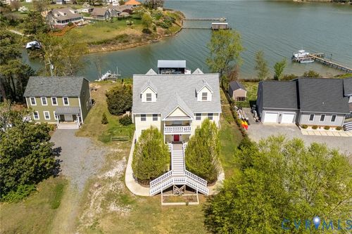 1667 Locust Grove Rd, Topping, VA, 23169-2054 | Card Image