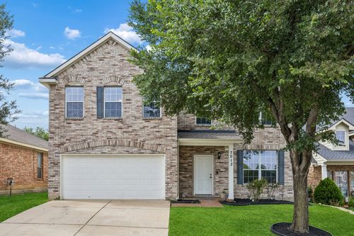 7013 Lindentree Ln, Fort Worth, TX, 76137-4488 | Card Image