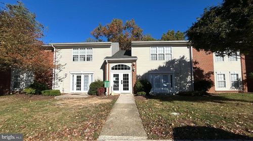 15522 Horseshoe Ln, WOODBRIDGE, VA, 22191-4125 | Card Image