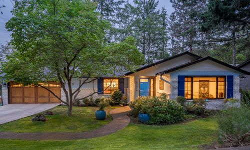 1024 Pinecrest Ter, Ashland, OR, 97520-3481 | Card Image