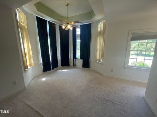 200 Circle On The Green Green, Cary, NC, 27519 | Card Image