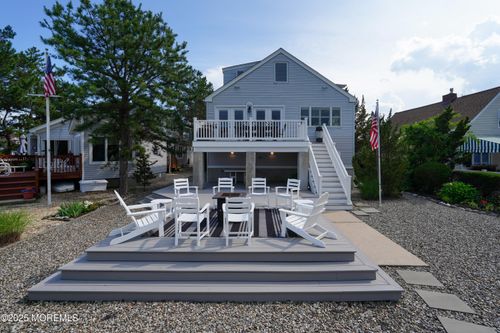49 Farragut Dr, Brick, NJ, 08723-7508 | Card Image