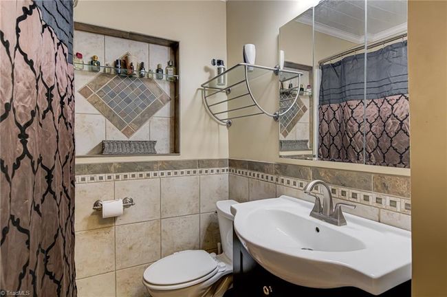 2nd bathroom | Image 21