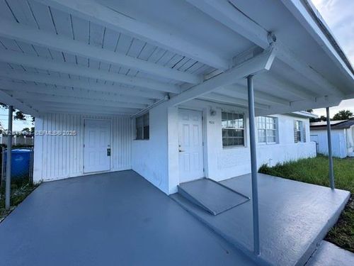 4221 Sw 39th St, West Park, FL, 33023-6209 | Card Image