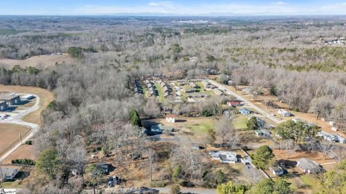 226 Maple St, cowpens, SC, 29330-9752 | Card Image