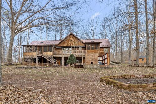 669 James River Rd, Scottsville, VA, 24590-3997 | Card Image