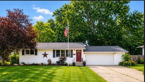 5800 Deborah Dr, North Ridgeville, OH, 44039-1718 | Card Image