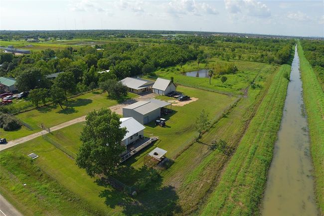 We are located in the newly developed area in Manvel | Image 4