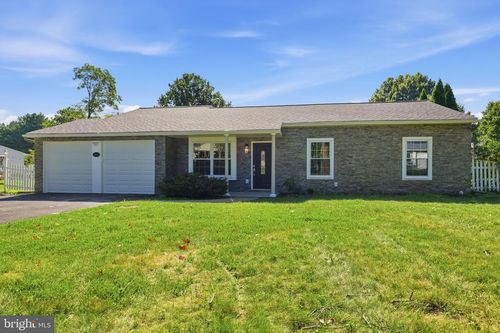 1997 Brook Ln, Jamison, PA, 18929-1322 | Card Image