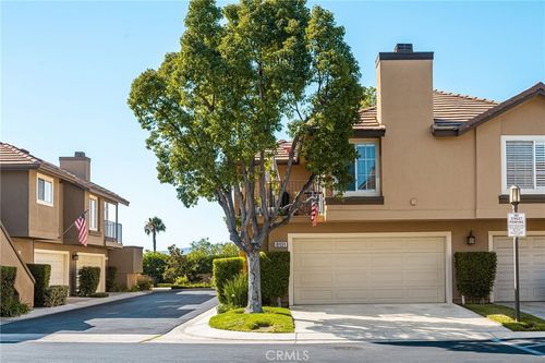 8131 E Oak Ridge Cir, Anaheim, CA, 92808-1934 | Card Image