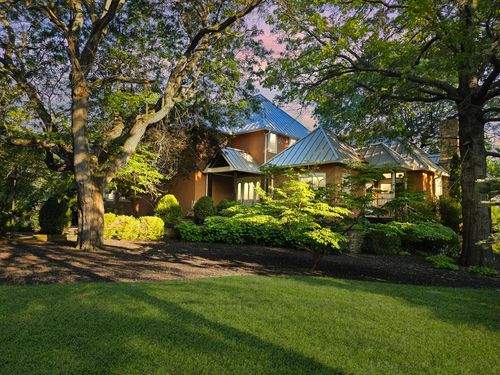 9159 N 1900 East Rd, Bloomington, IL, 61705-5905 | Card Image
