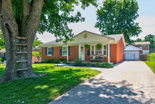 366 Tangley Way, Lexington, KY, 40517-1637 | Card Image
