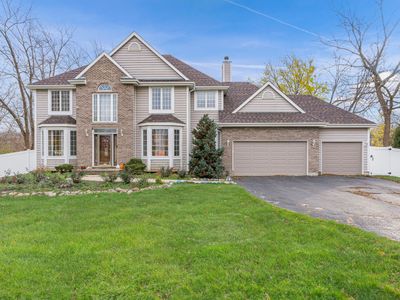 902 W Washington Avenue, House other with 5 bedrooms, 3 bathrooms and 3 parking in Lake Bluff IL | Image 1