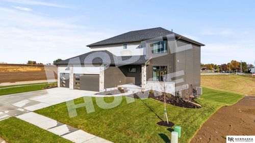 12205 S 85th St, Papillion, NE, 68046-5129 | Card Image