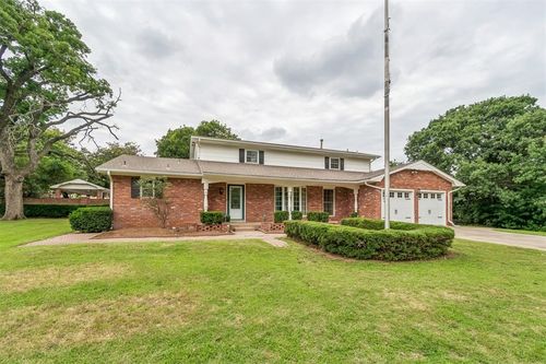 2909 Short Dr, Edmond, OK, 73034-4106 | Card Image