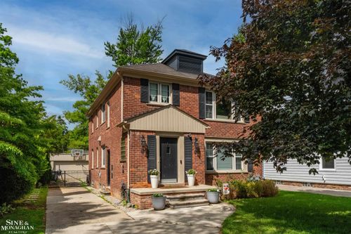 493-495 Saint Clair Avenue, Grosse Pointe, MI, 48230 | Card Image