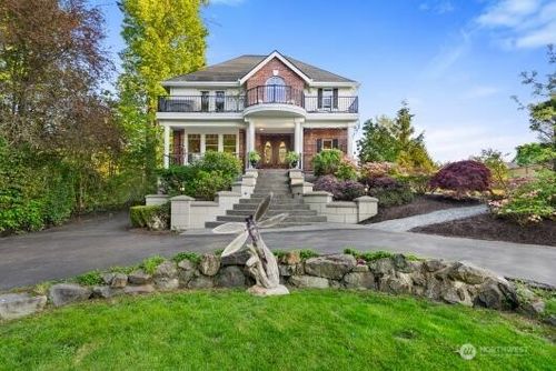 1107 9th St, Mukilteo, WA, 98275-2005 | Card Image