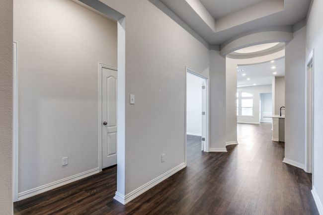 509 Oleander Loop, House other with 4 bedrooms, 3 bathrooms and 4 parking in Buda TX | Image 5
