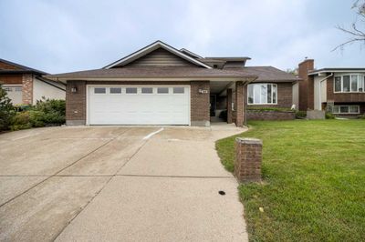 3721 Oak Dr S, House detached with 4 bedrooms, 2 bathrooms and 8 parking in Lethbridge AB | Image 3