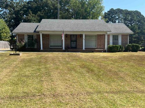 1420 Virginia Dr, Bolivar, TN, 38008-1724 | Card Image