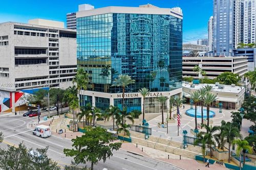 302-303-200 S Andrews Ave, Fort Lauderdale, FL, 33301-2000 | Card Image