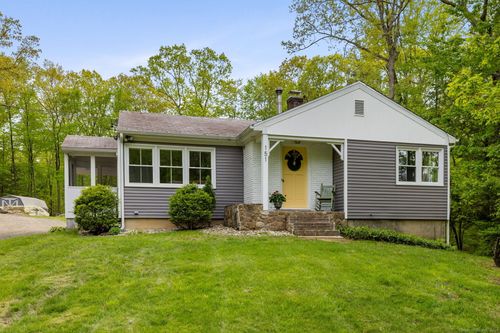 151 Luchon Rd, Willington, CT, 06279-1618 | Card Image