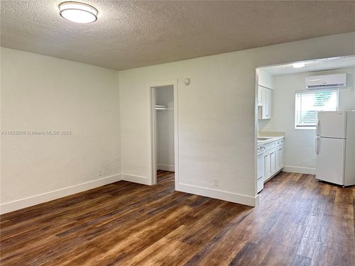 2-1821 Thomas St, Hollywood, FL, 33020-2128 | Card Image