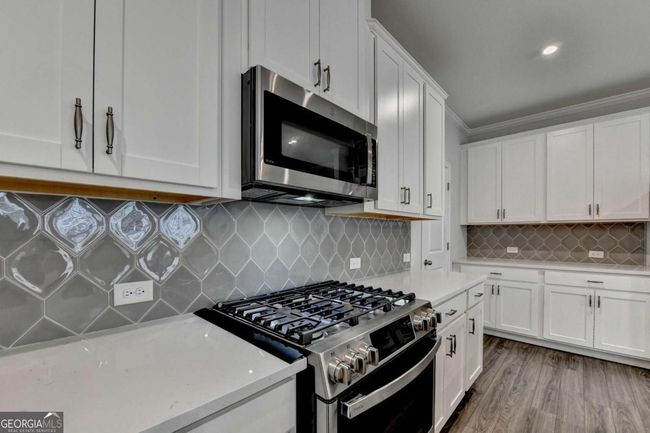6270 Bracken Brown Dr, Townhouse with 3 bedrooms, 3 bathrooms and 2 parking in Alpharetta GA | Image 10